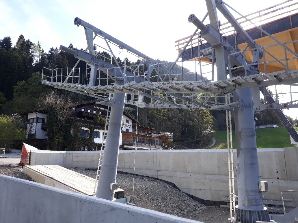 die Stützen 1 und 2