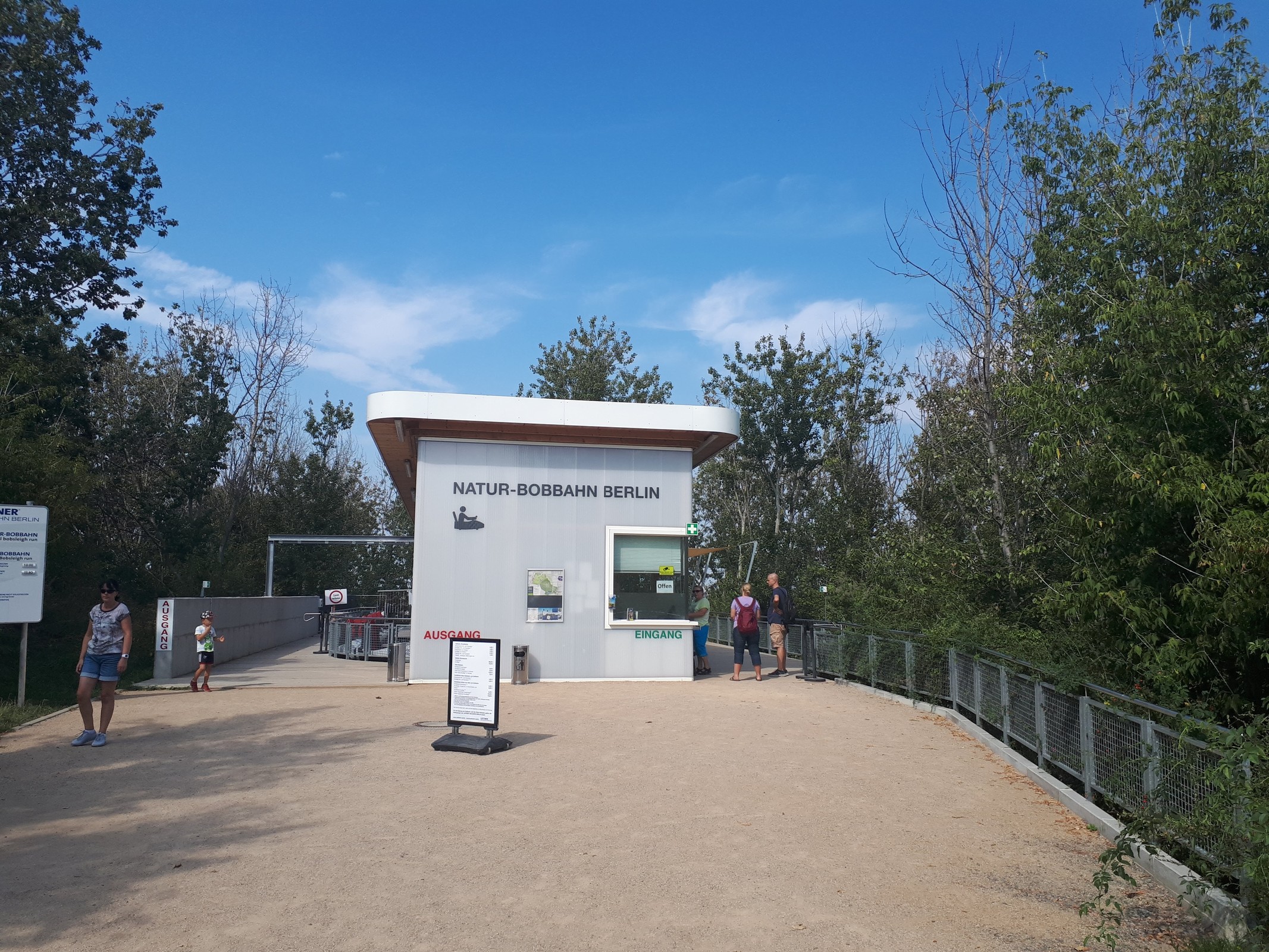 Eingang zur Rodelbahn