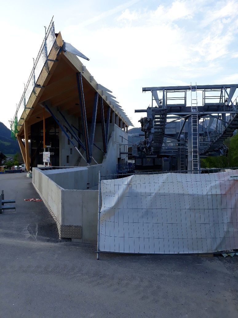 Winkel für Holzkonstruktion (fast 2 m lang)