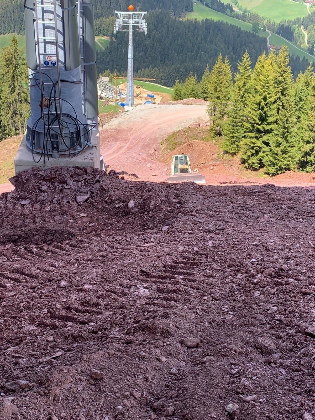 Blick Richtung Kraftalm: Bei genut Schnee auf jeden Fall auch als Abfahrt nutzbar ...