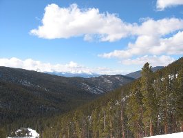 Gleich kommt irgendein Bär aus dem Wald, denkt man - oder Winnetou oder Old Shatterhand...