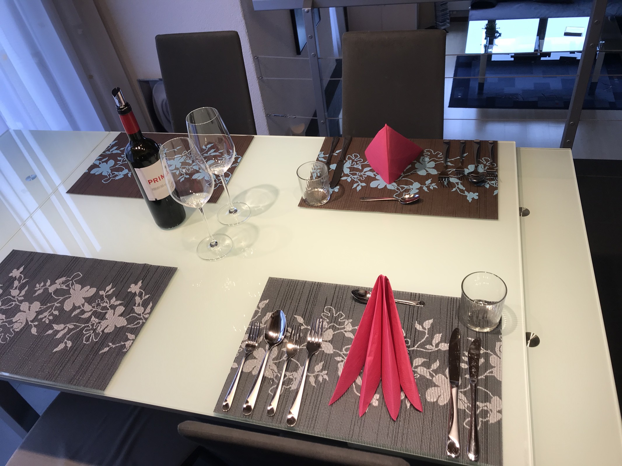 Ich freue mich auf einen wunderbaren Abend.