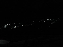 Also taghell beleuchtet ist nicht, teilweise sogar eher sparsam