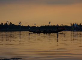 Gondeln im und überm Buga See...