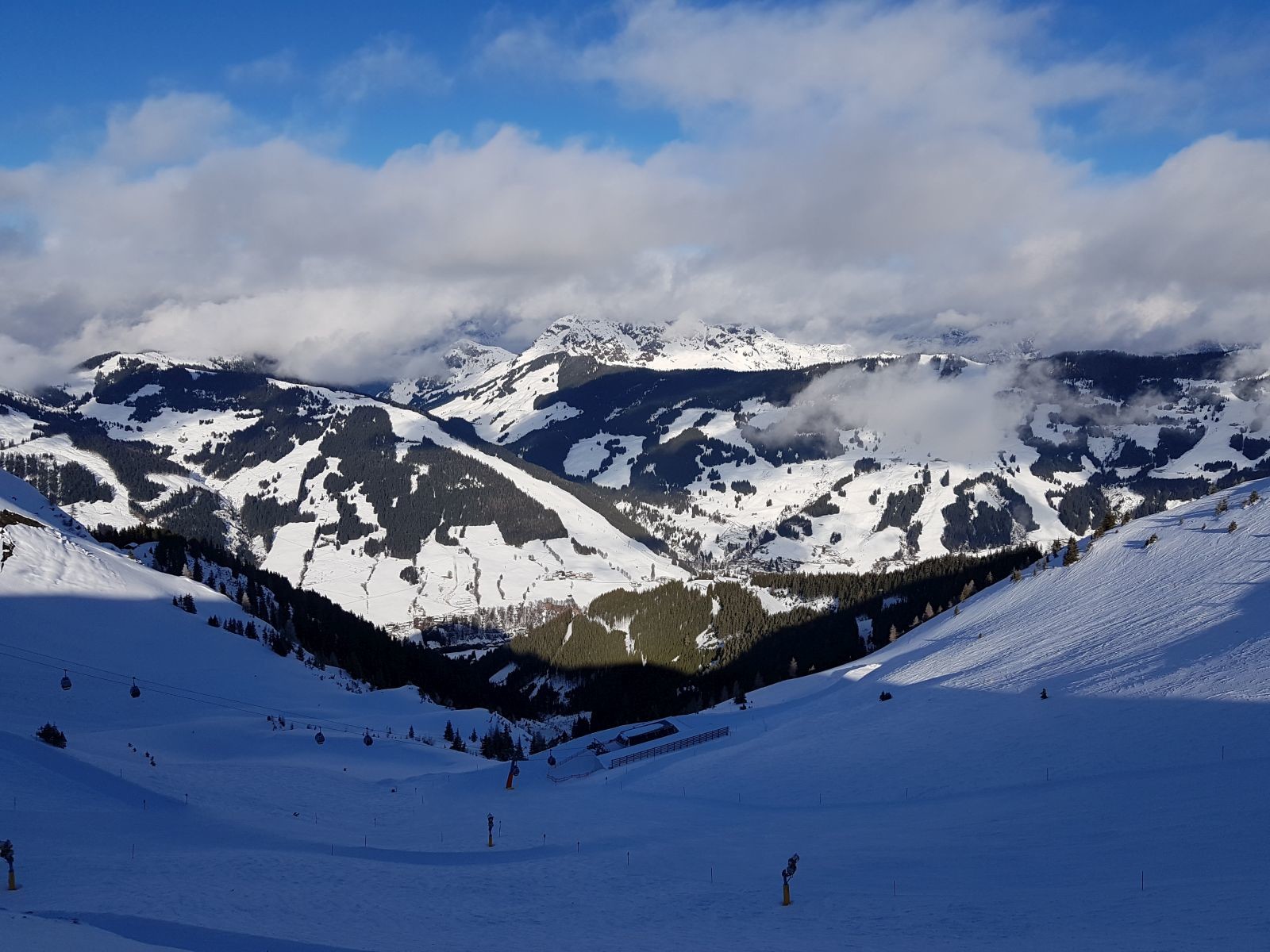 Hinten Bernkogel und Kohlmais, vorne der Schattberg Sprinter