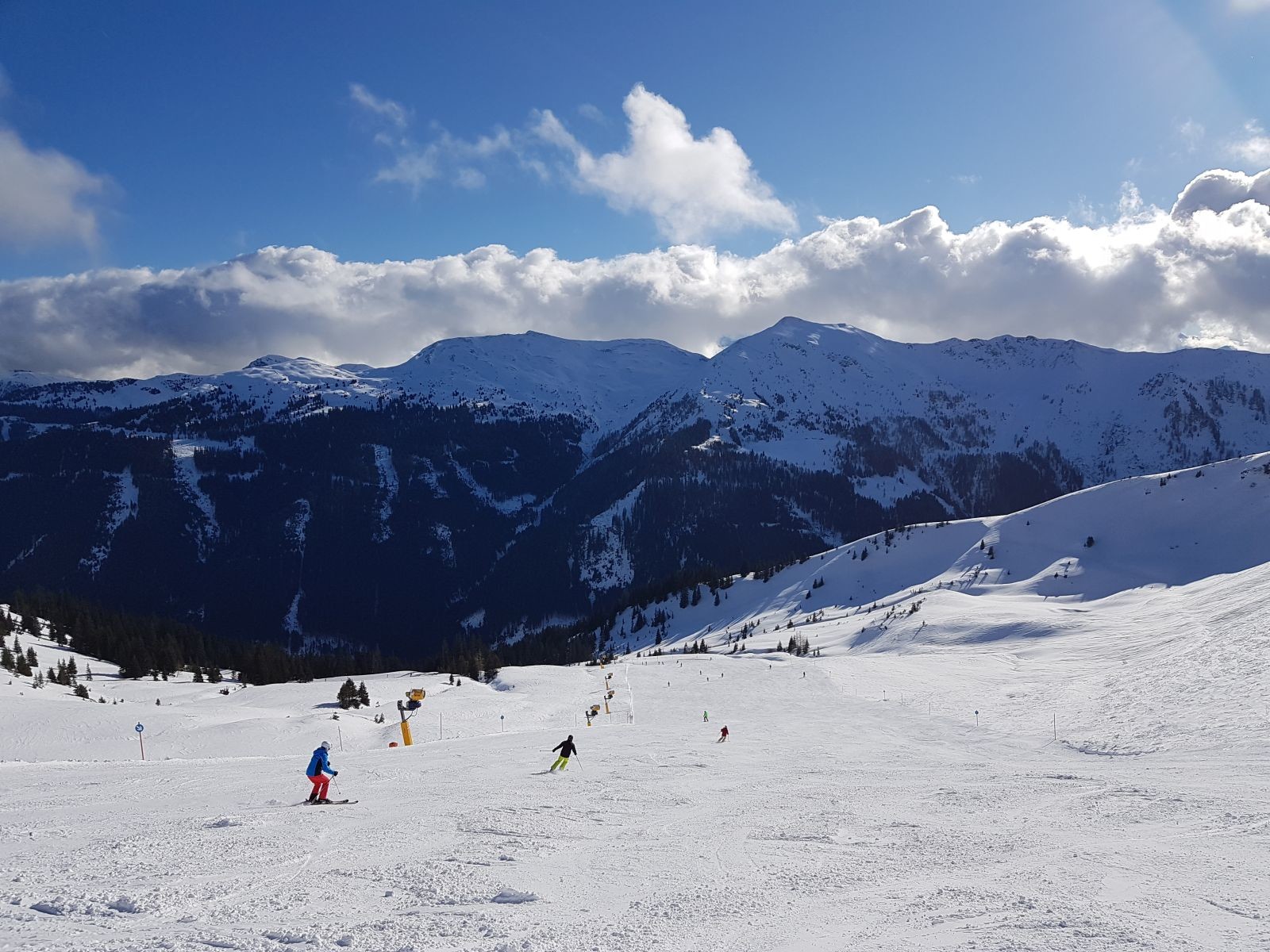 Blaue Muldenabfahrt am Limberg