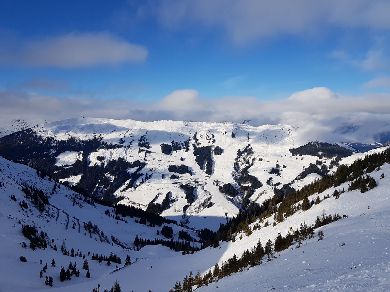 Der Hochalmbereich, vorne die Zwölfer-Nord