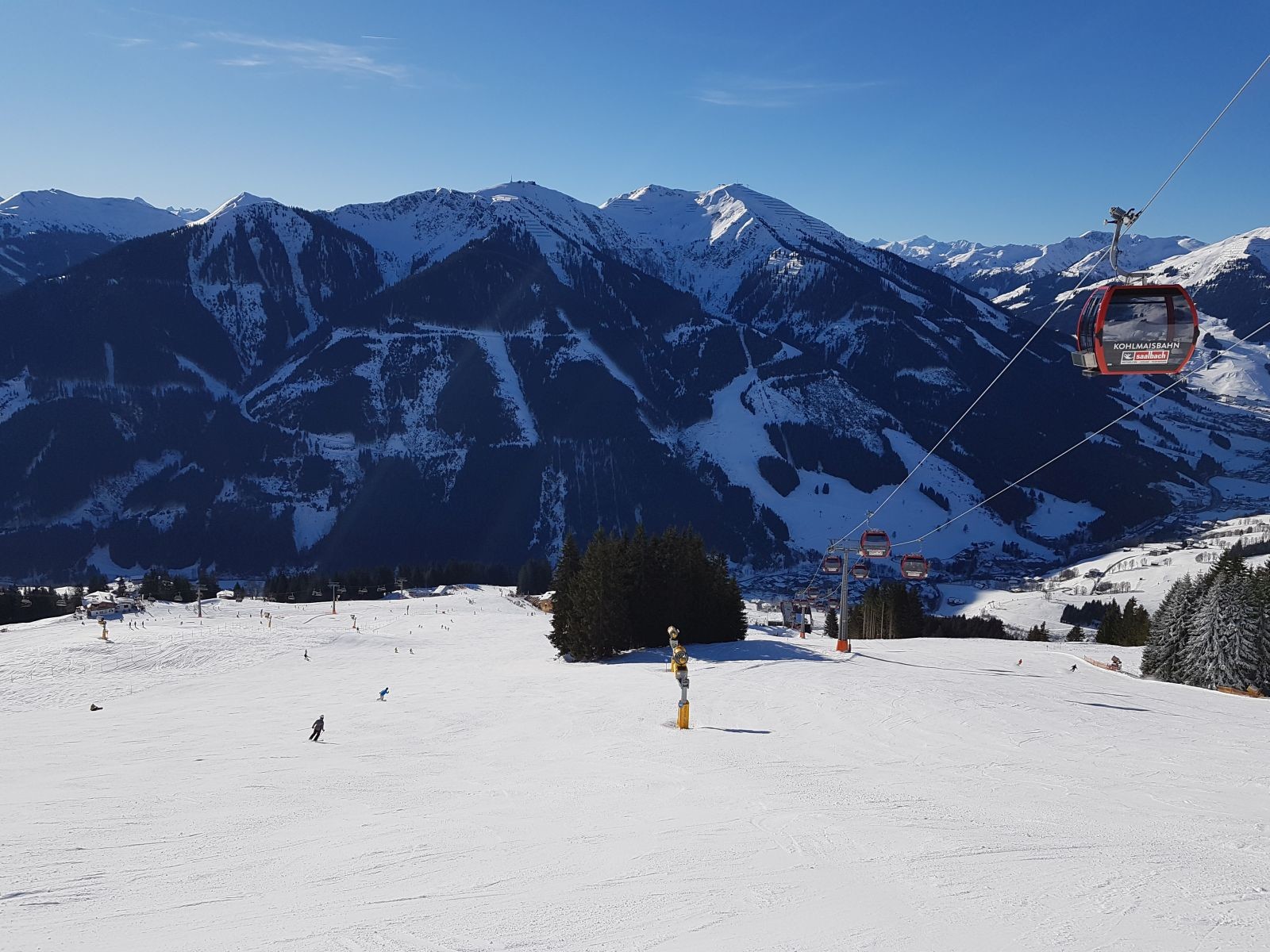 Und dann folgt dieser Paradehang der blauen 155. Ein Carvingtraum.