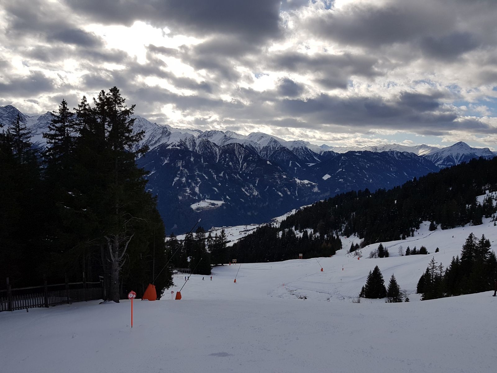 Auf Höhe der Frommes Alp