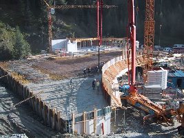 Talstation: hinten: Ein-Ausfahrt
<br />         -- beim rest &amp;quot;Keine Ahnung&amp;quot;