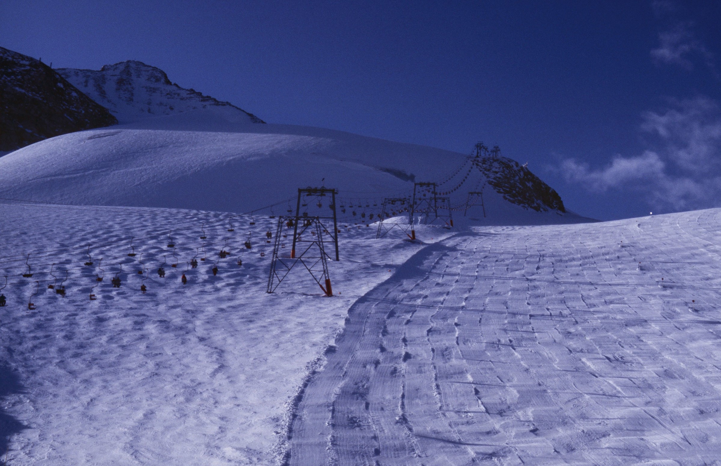 Sektion 3 oberhalb vom Tuxer Ferner Haus. Für unsere Spezialisten, die sich über einen Zentimeter Absatz zwischen den Spuren aufregen :-).