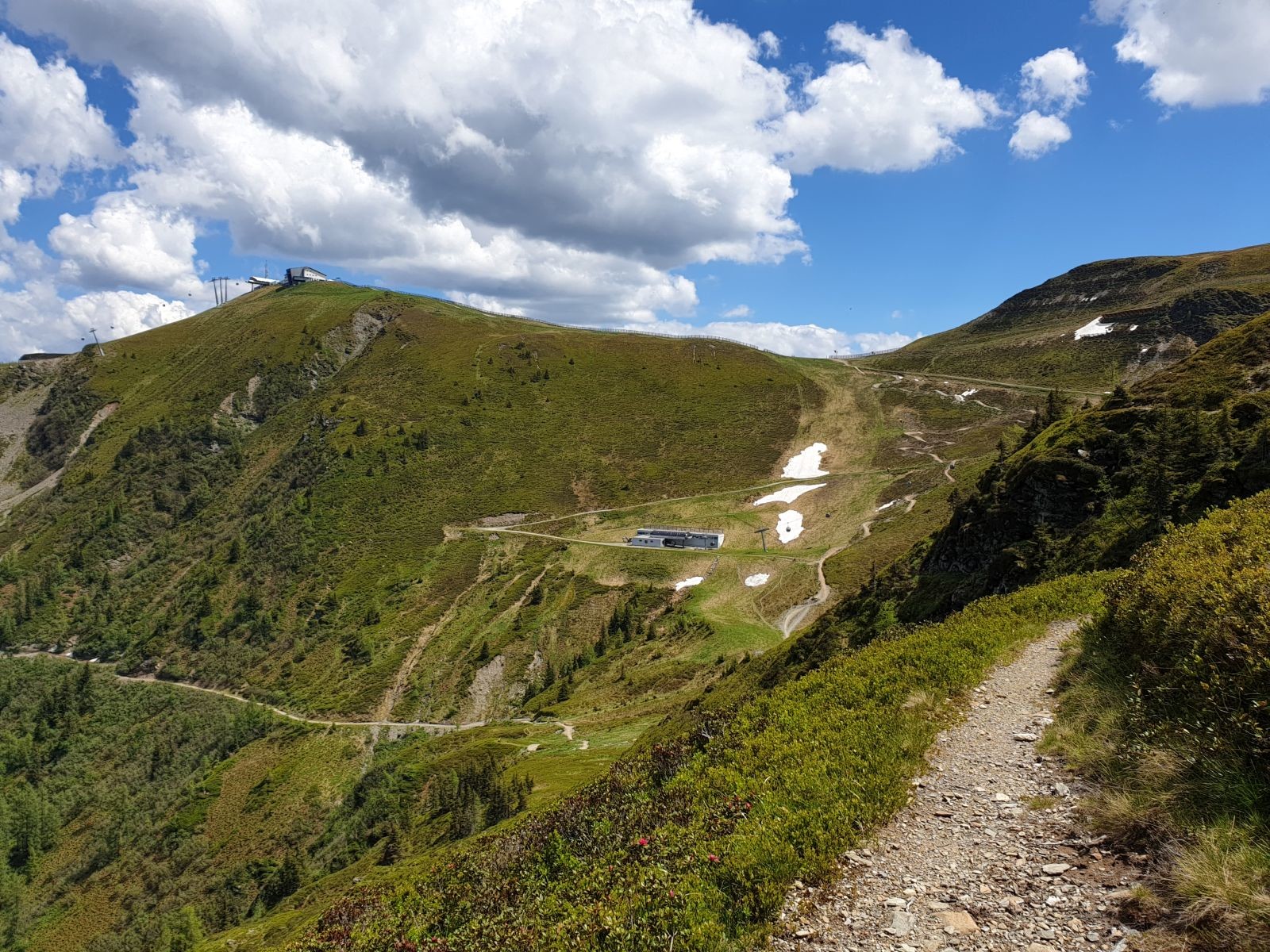 Der Ostgipfel nähert sich.