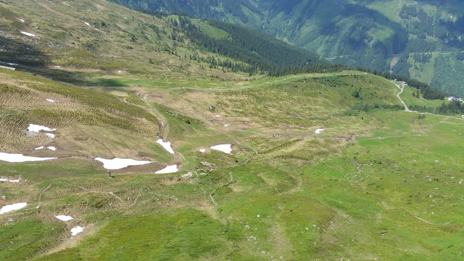 Da sieht man einen (inoffziellen) Weg, den wir später noch nutzen werden. Doch das ahnten wir jetzt noch nicht.