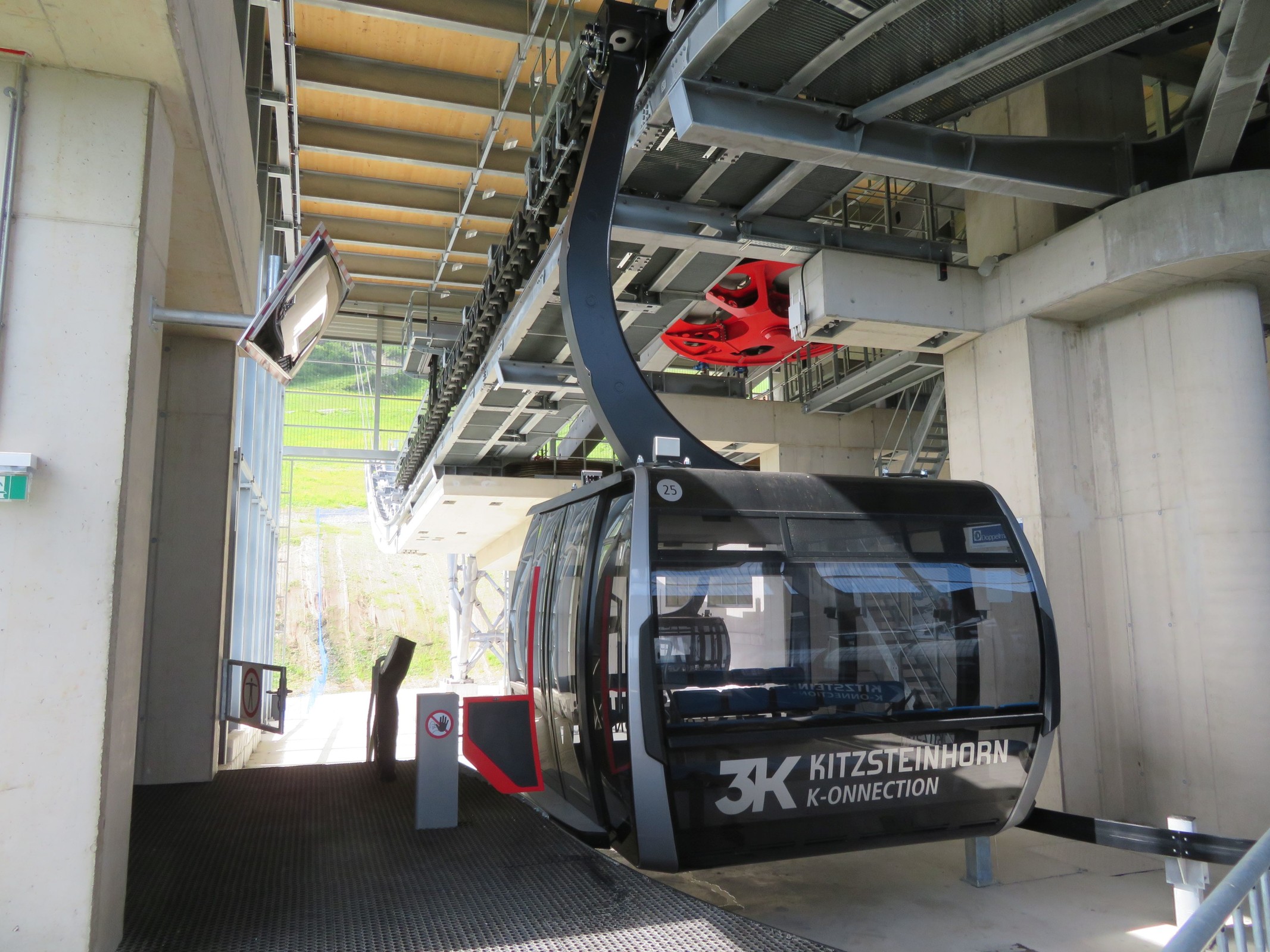 Kabine in der Talstation.