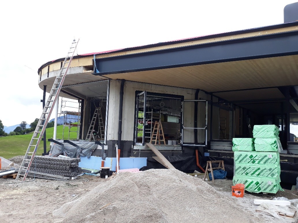 Rabenshop und Zugang zur Talfahrt