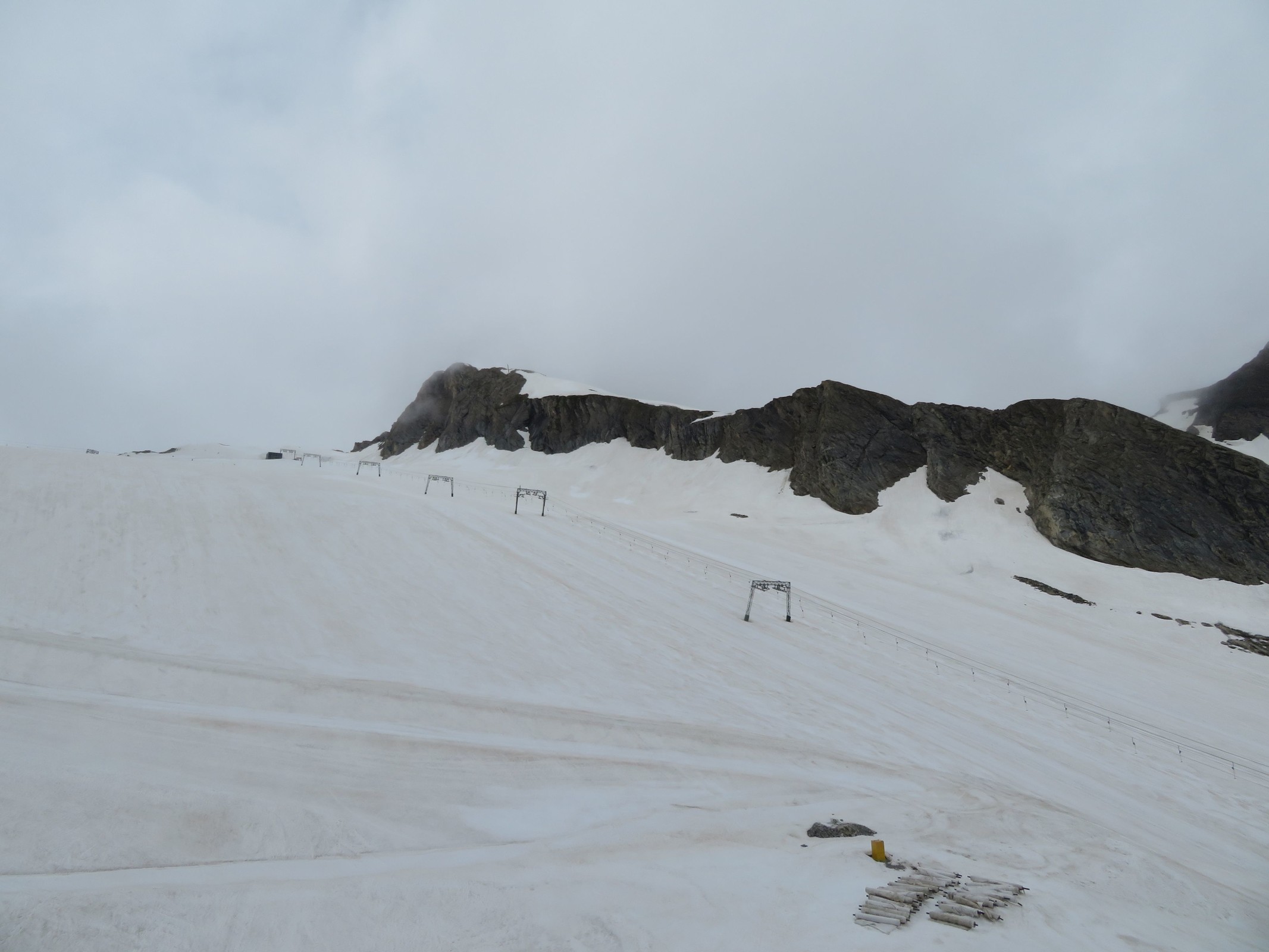 Im Gletscherjet 4 mit Blick auf die Kitzlifte.