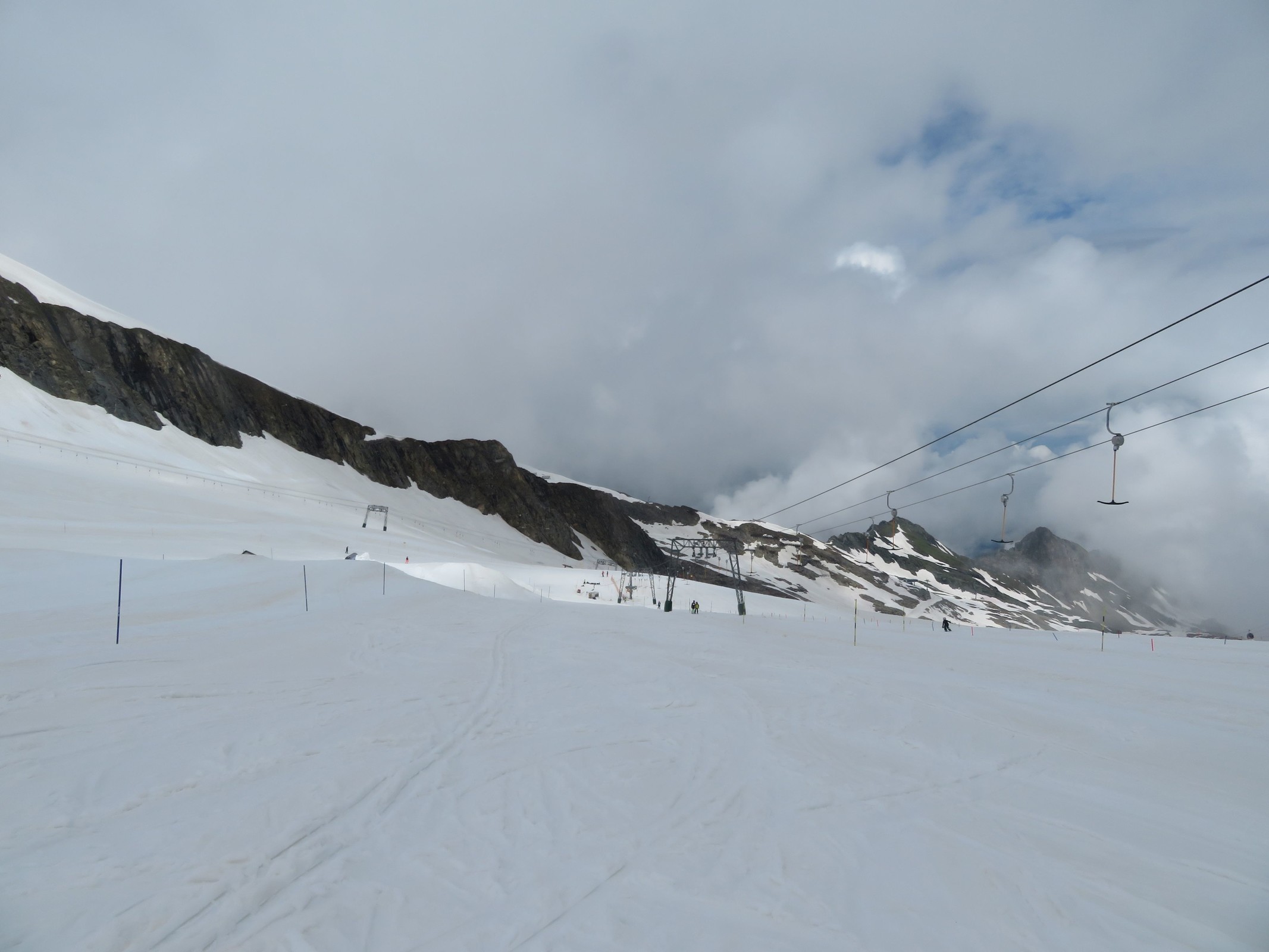 Gleiche Piste, nur talwärts fotografiert.