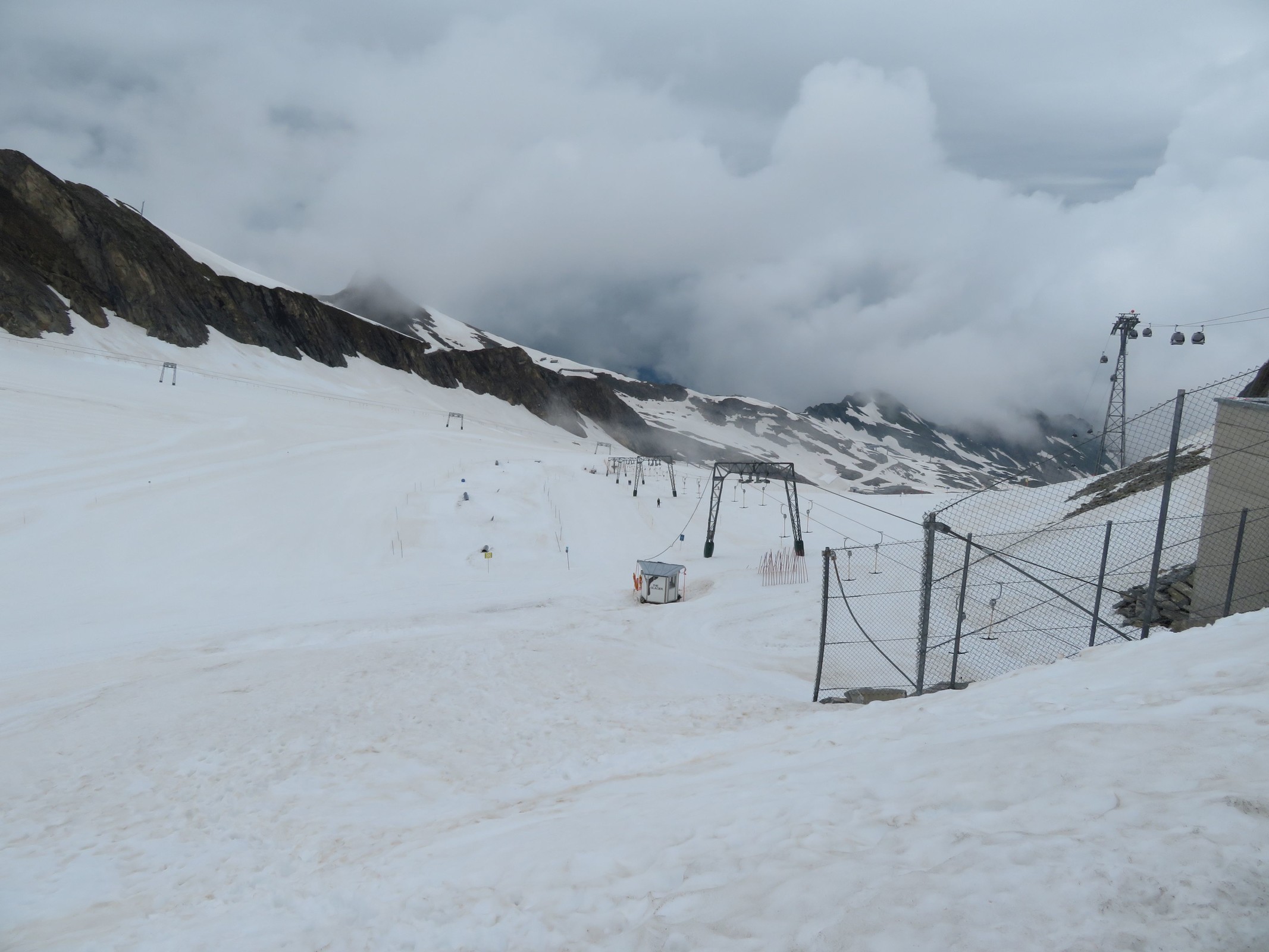 Von der gleichen Stelle der Magnetköpfllift in der Totalen.