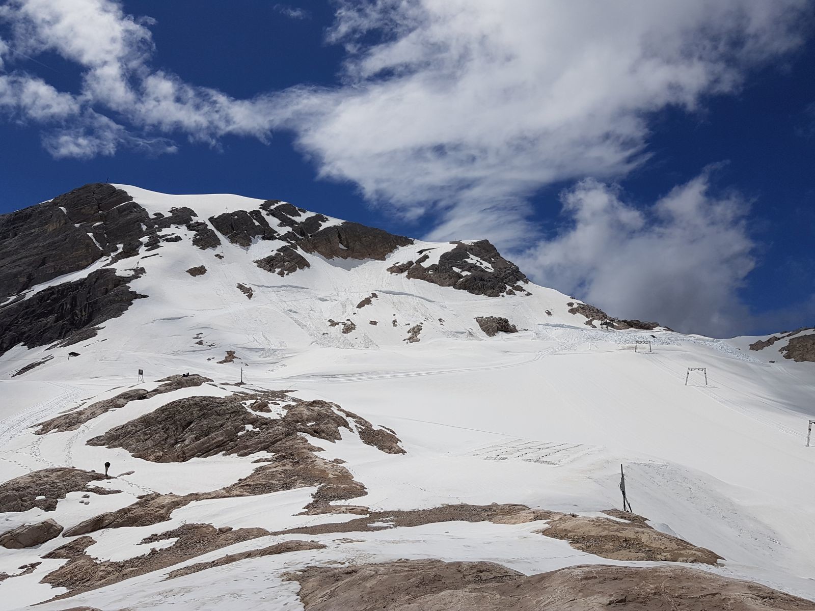 Nochmal der Lift, aber mit blauem Himmel