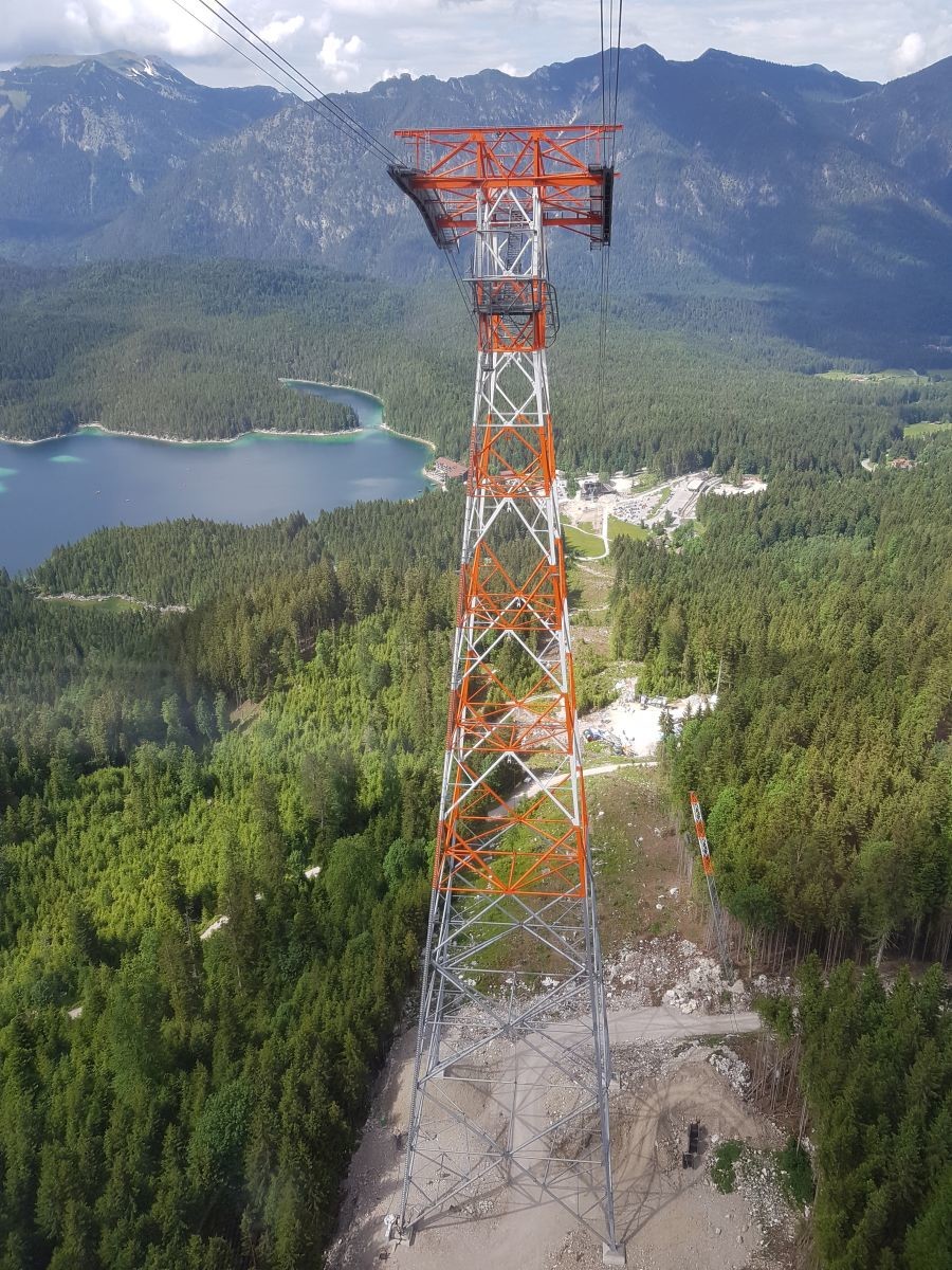 Die Weltrekordstütze (127m) in ihrer vollen Pracht!