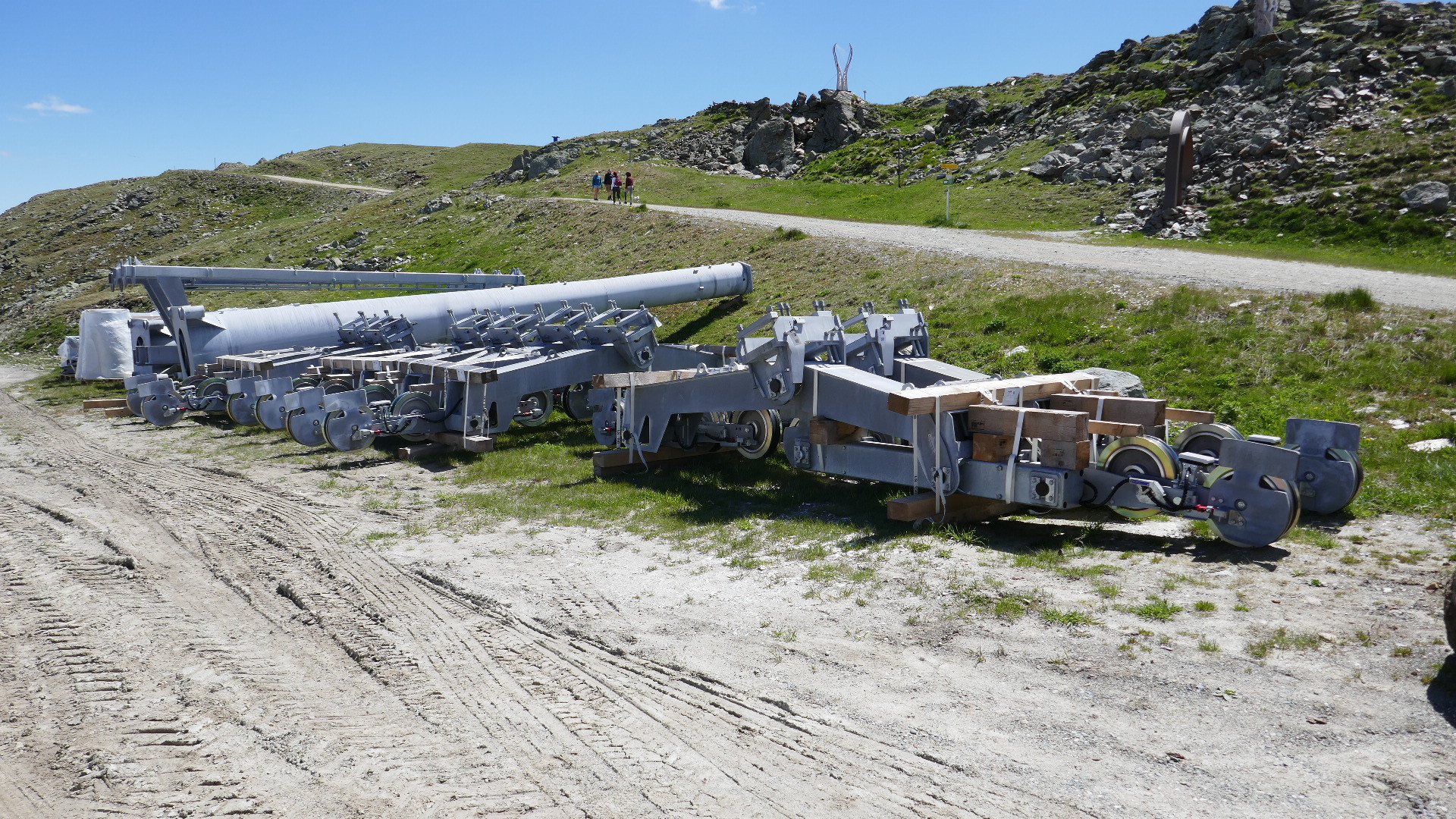 Bauteile der neuen Bahn