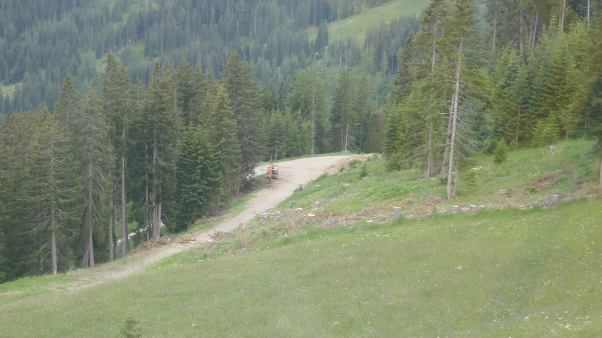Verbreiterung Sattel-Süd-Serfaus Abfahrt (vom Sunliner aus gesehen)