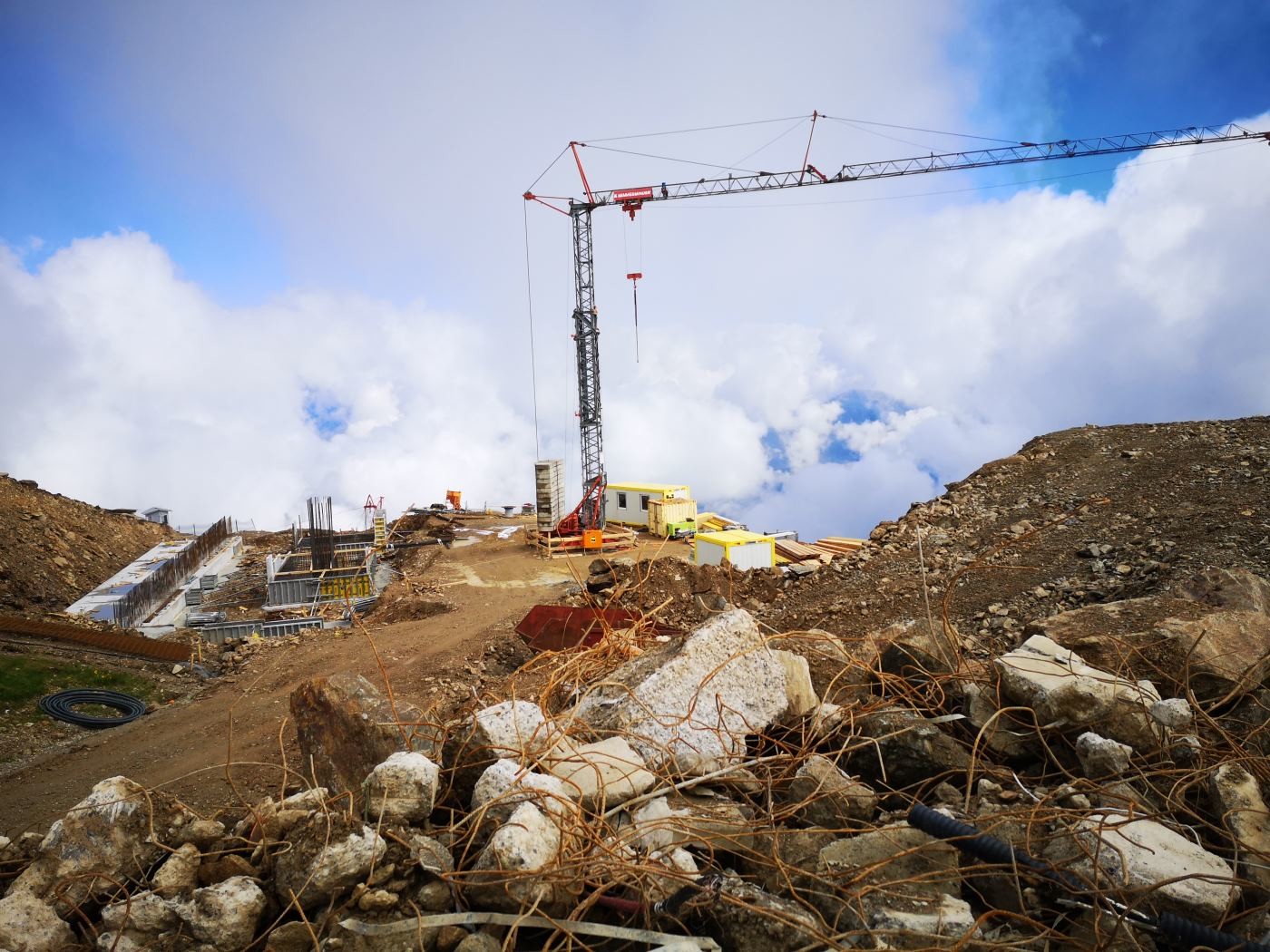 Baustelle Bergstation 12er Bahn Fiss