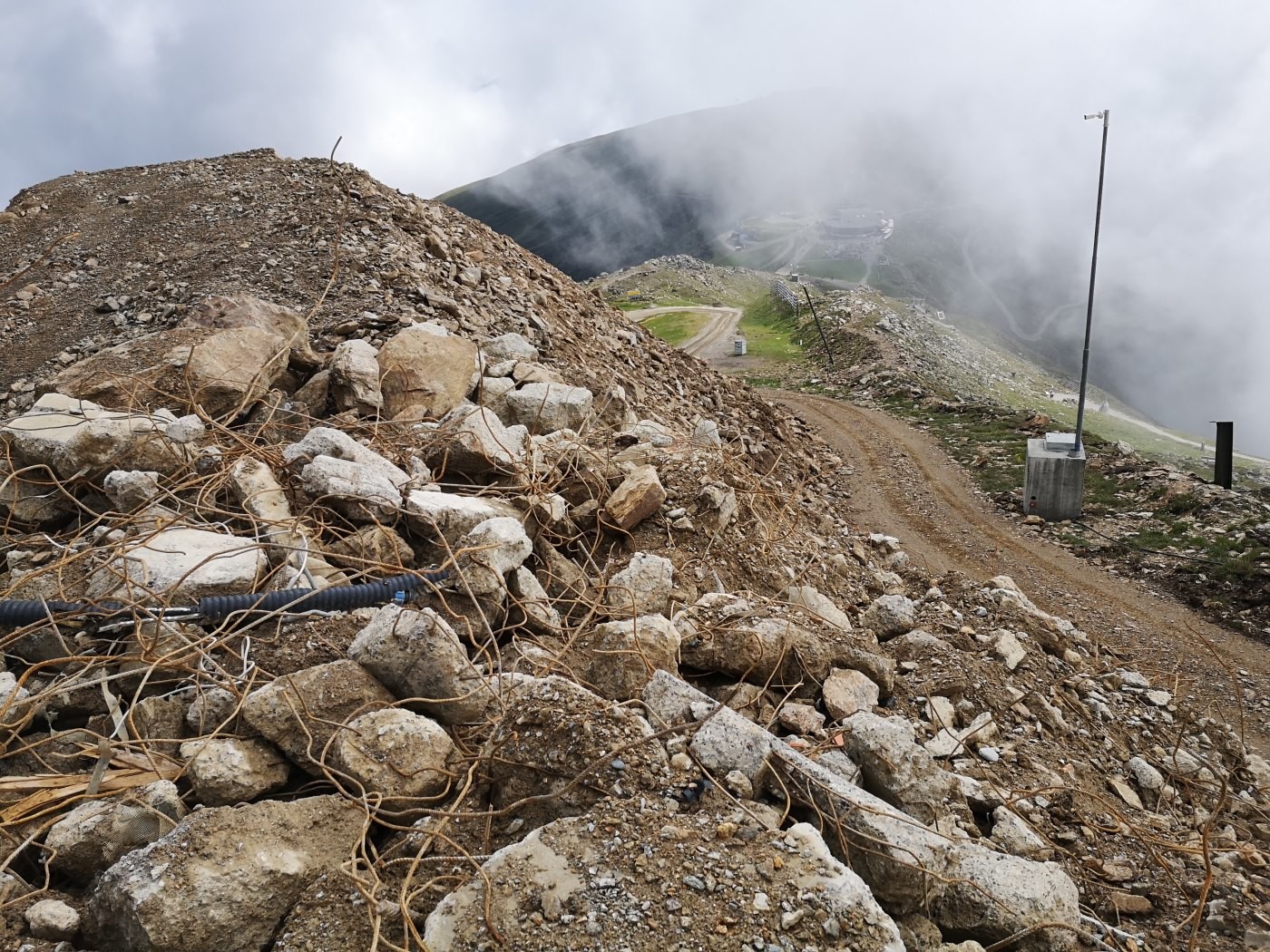 Schuttberg Gratabfahrt