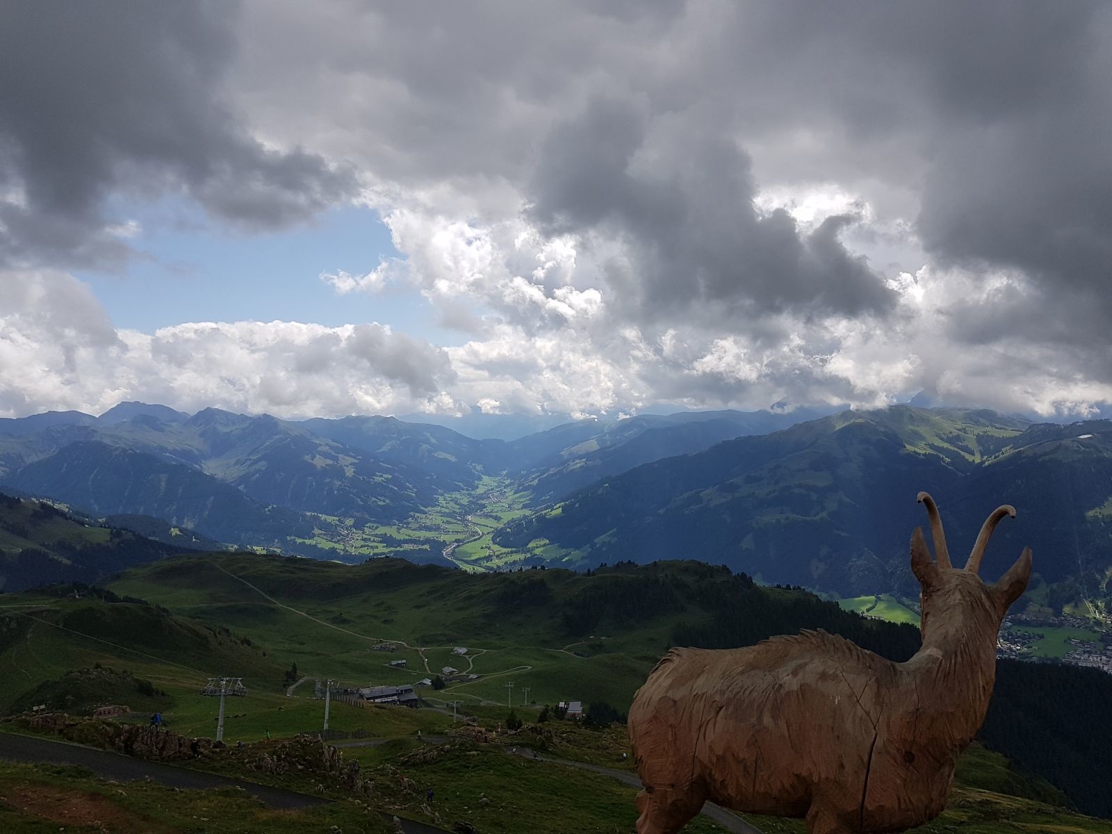 Als Abschluss gibt es noch ein Panorama in Richtung Pass Thurn. Schön war´s!