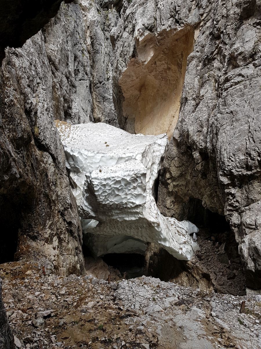 Der Brocken hat sich bestimmt noch einige Zeit gehalten.