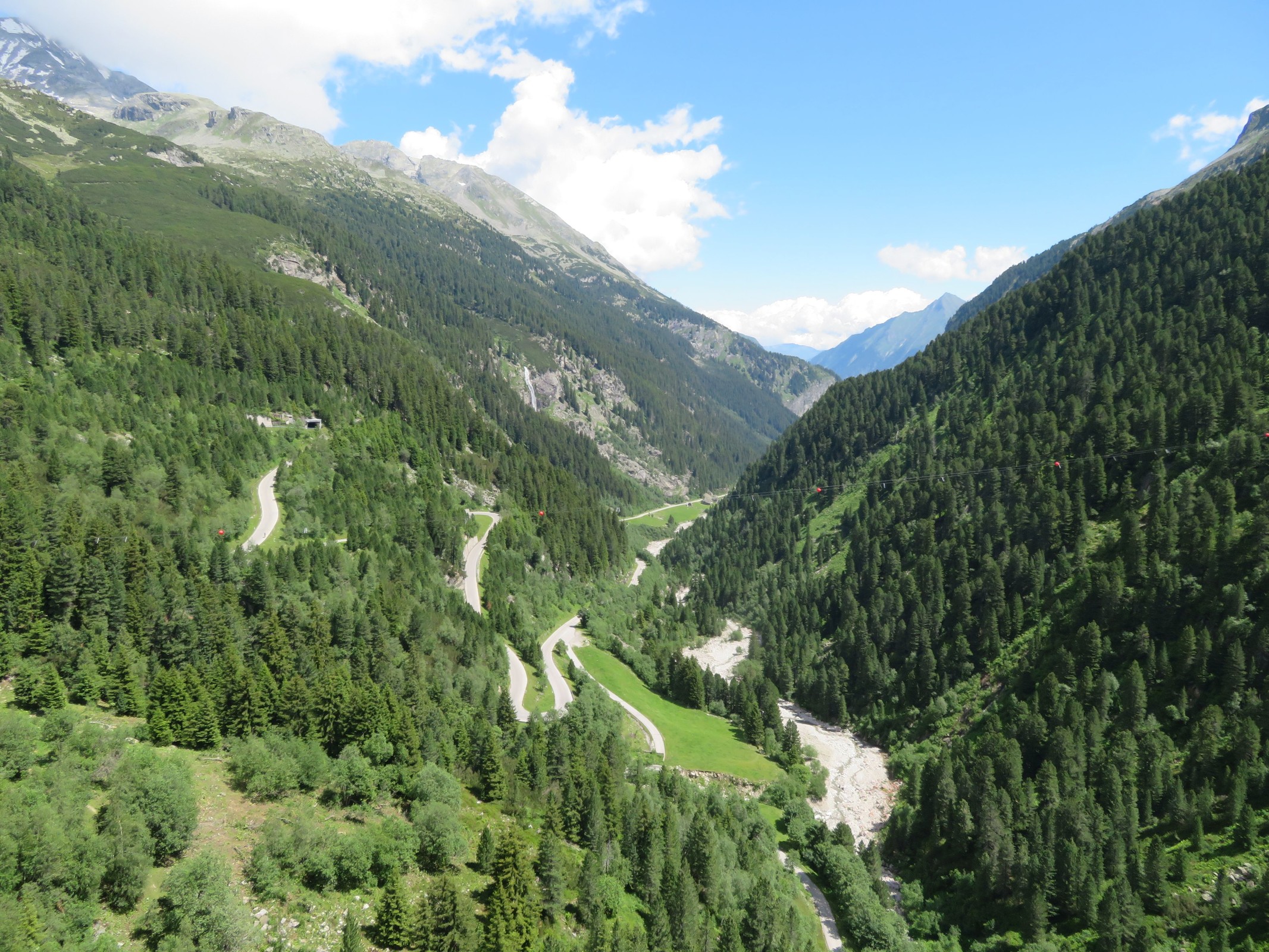 Und nochmal talauswärts der Blick.