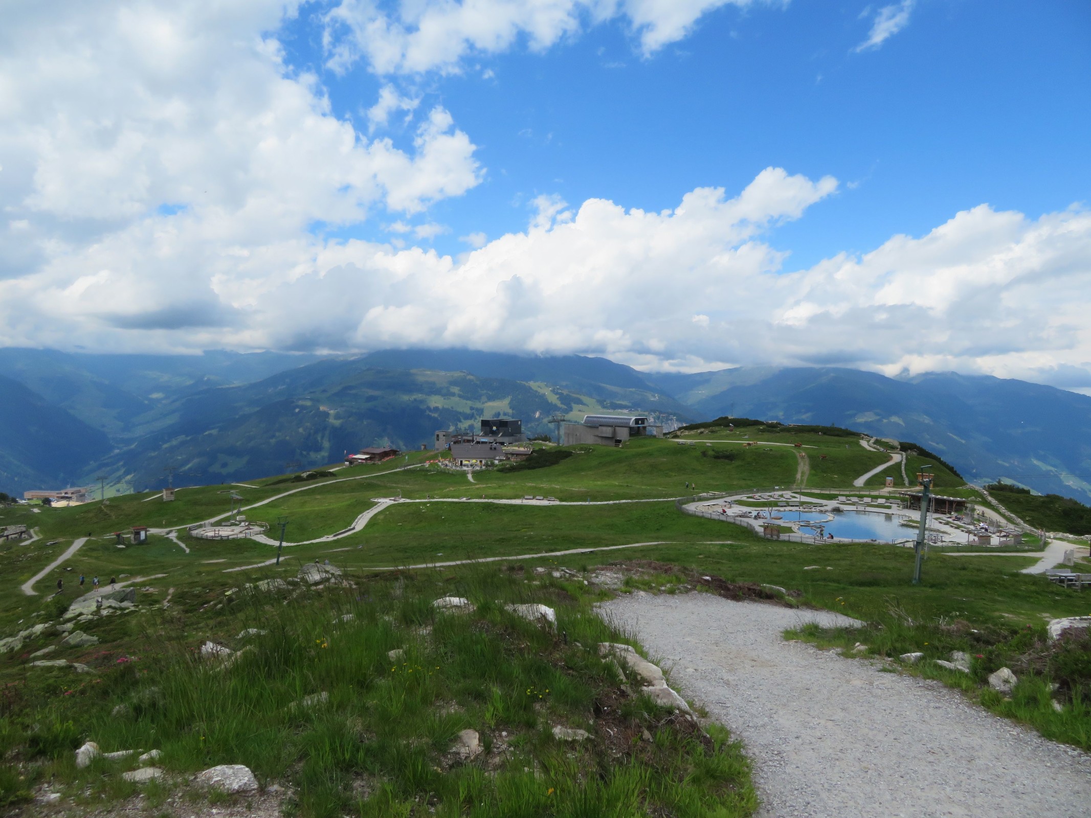Nun gehen wir in Richtung des Filzenkogels hoch.