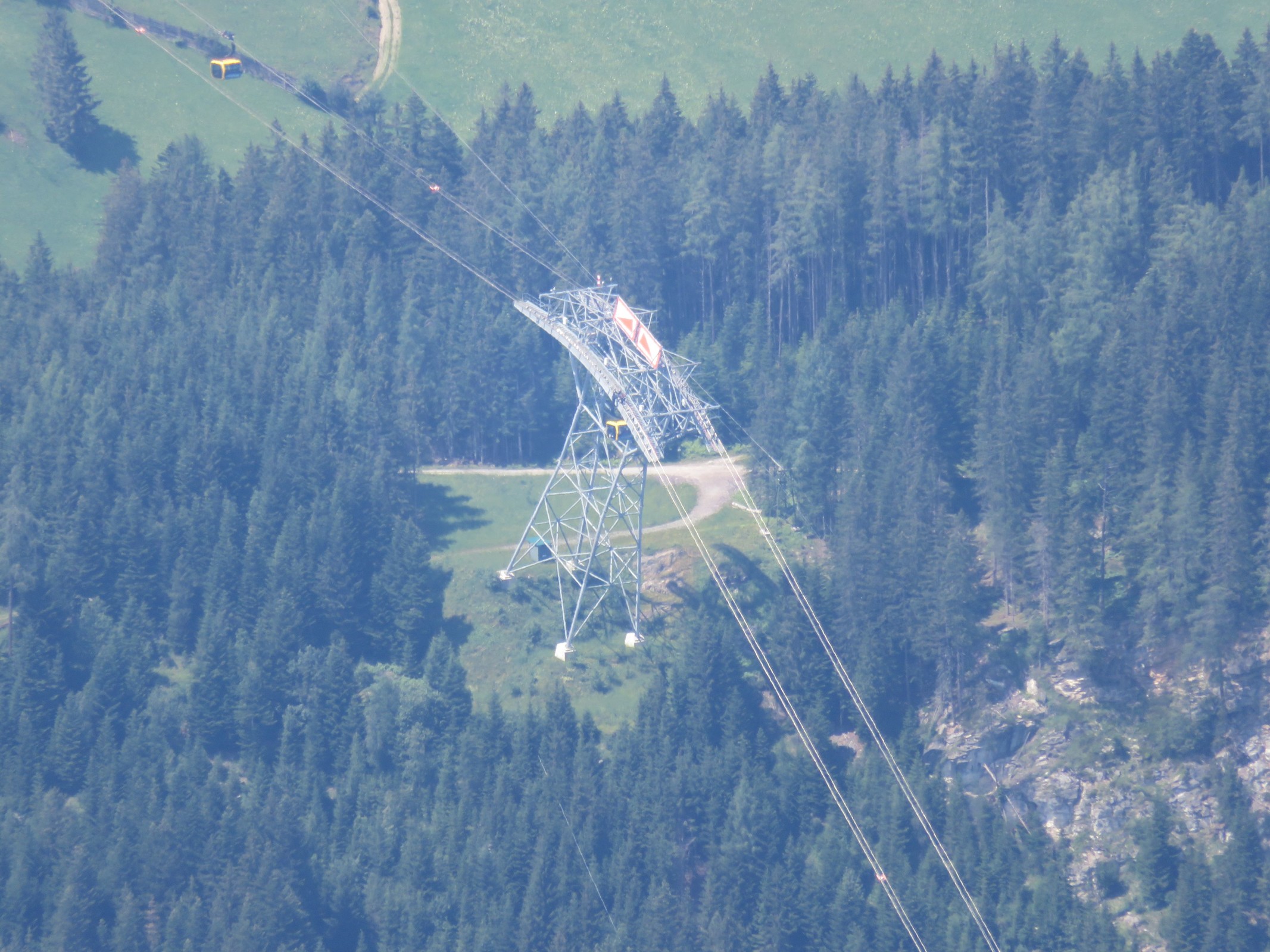 Blick zur ersten Stütze der Penkenbahn, ...