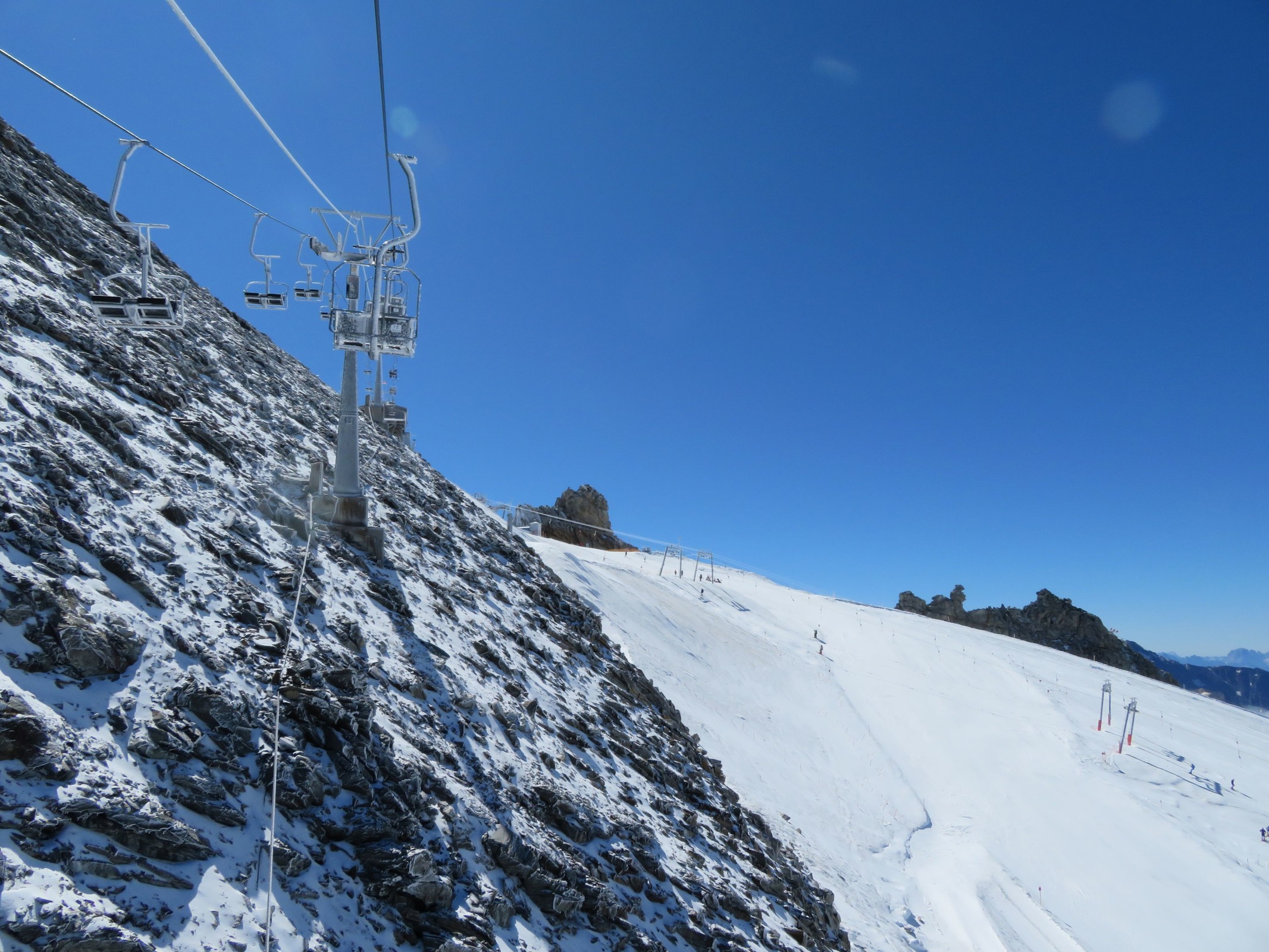 10.21 Uhr: Auch hier kann man die angezuckerten Felsen nochmal schön sehen :-). Das ergab wirklich eine traumhafte Stimmung.