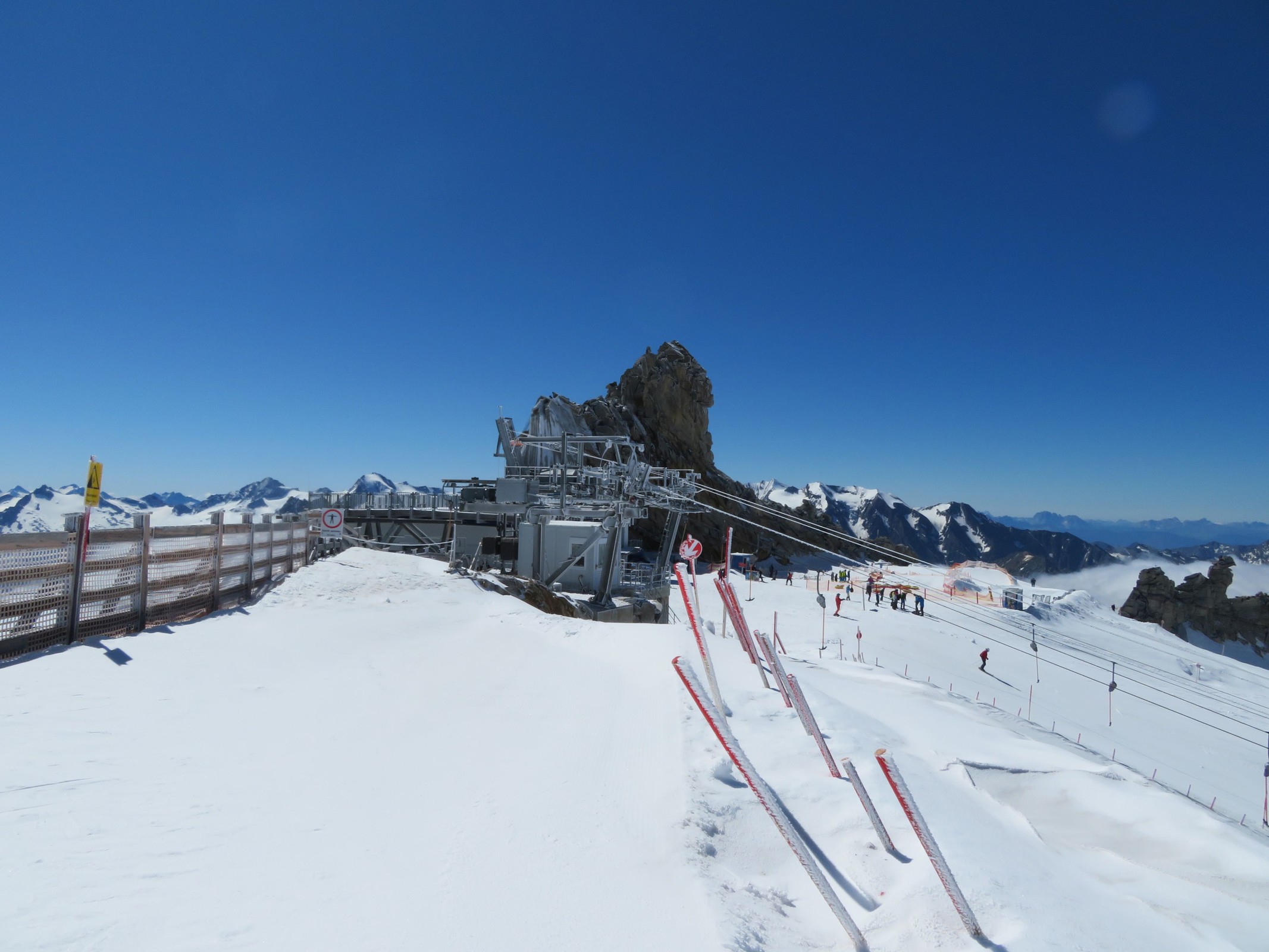 10.26 Uhr: Bergstation der SL Gefrorene Wand von derselben Stelle.