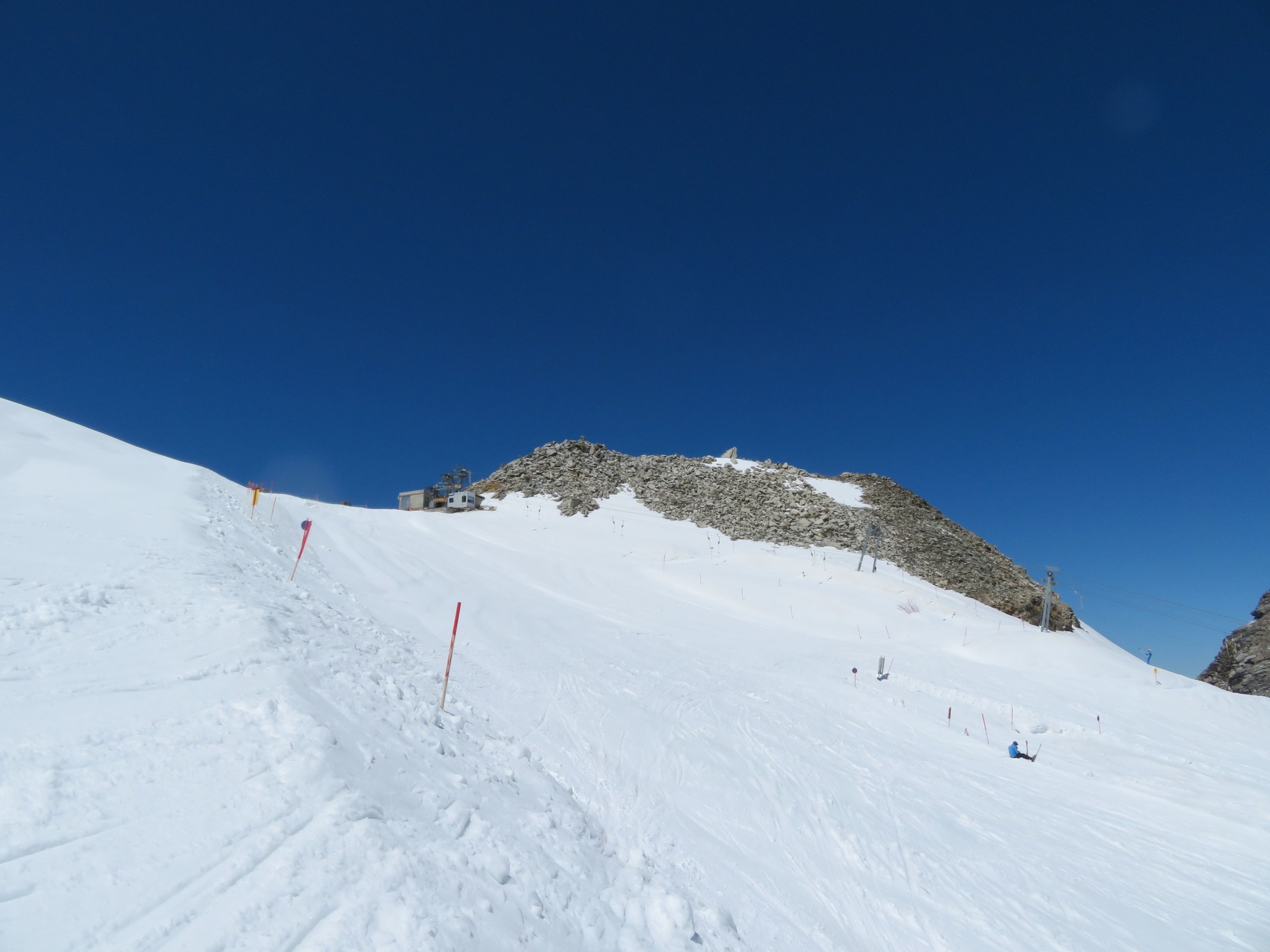 13.06 Uhr: Blick zu den Bergstationen der Olperer-SL.