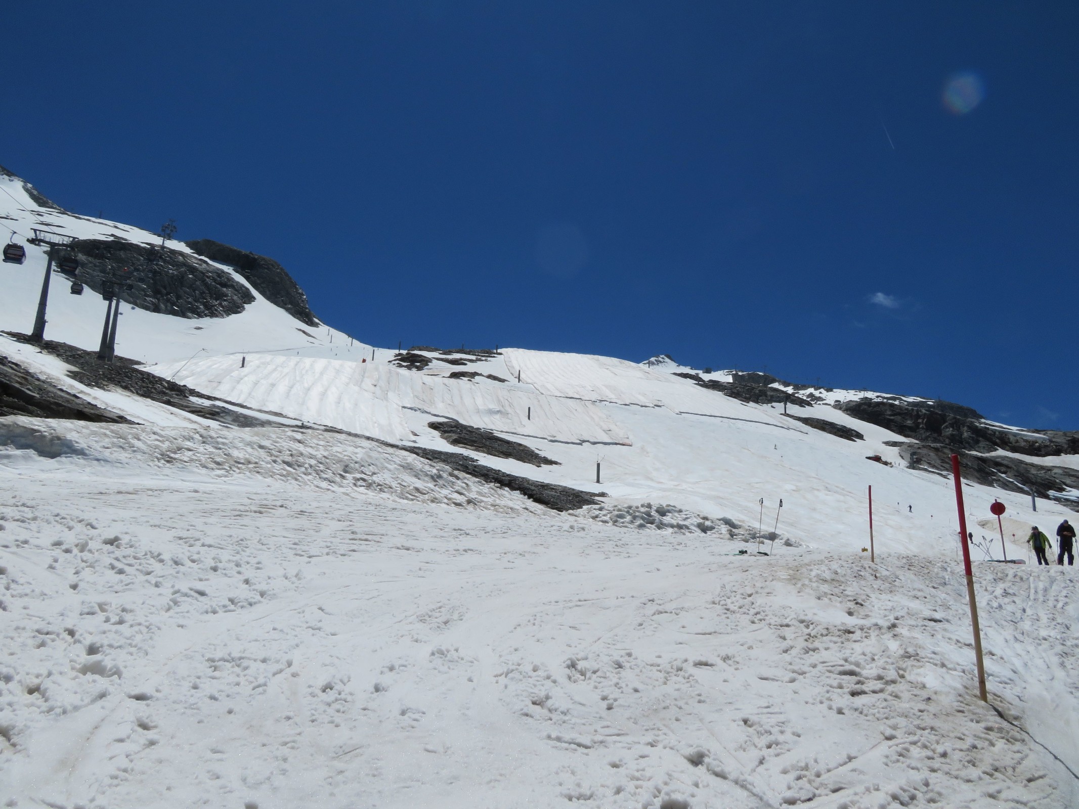 13.47 Uhr: Nun, war Schluss am TFH, denn es sollten ja noch zwei weitere Tage folgen und Aktivitäten am Nachmittag.