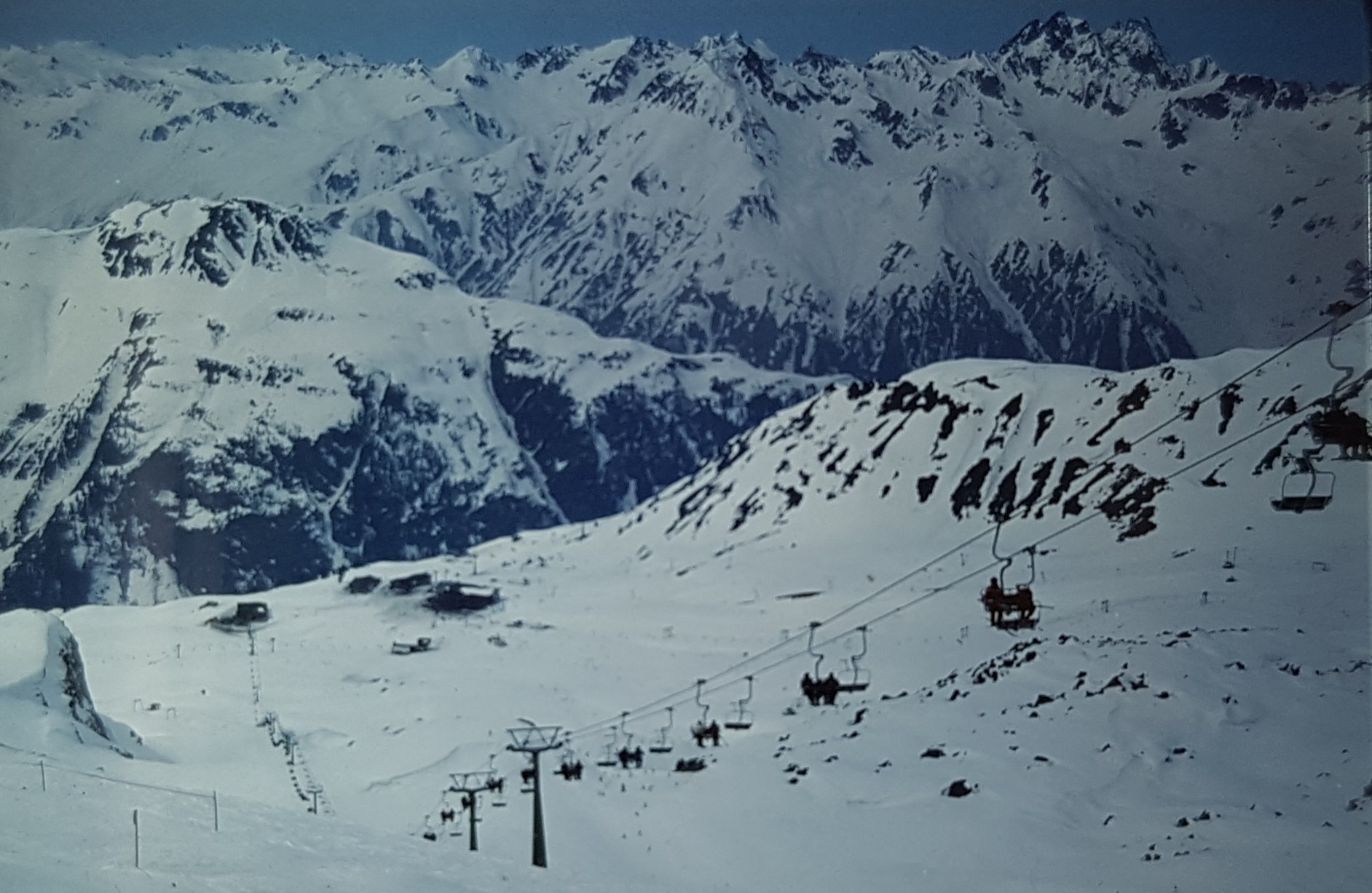 Blick auf die Idalpe mit der 3KSB im Vordergrund. Auch interessant, dass die Flimjochbahn noch nicht existierte.