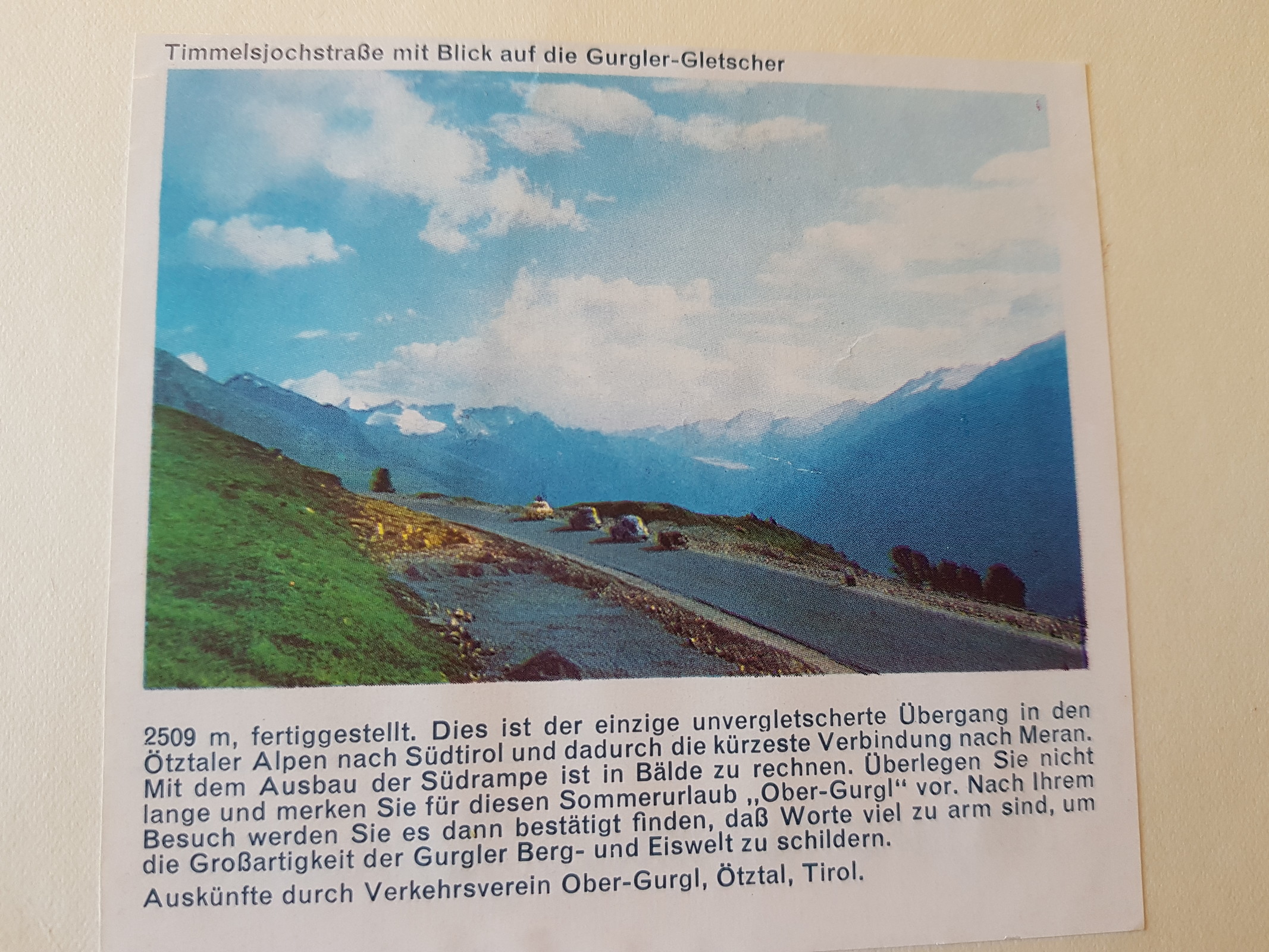 Hier gibt es noch ein paar interessante Infos zur Timmelsstraße. Interessant finde ich auch die reißende Werbung ;-)