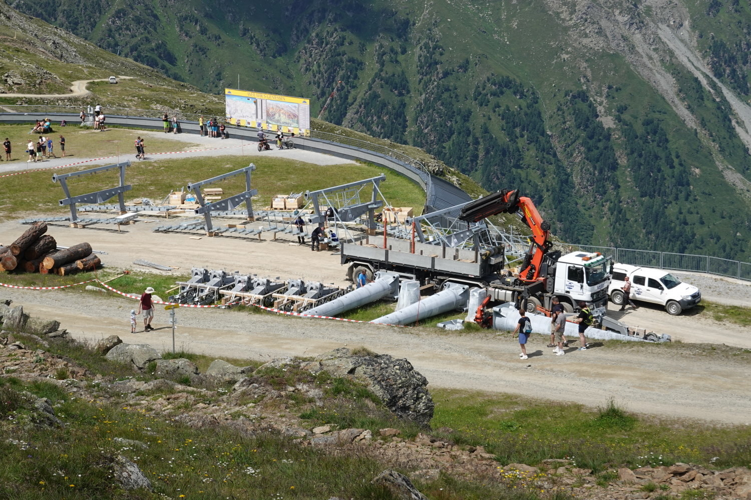 Material am Schönjoch