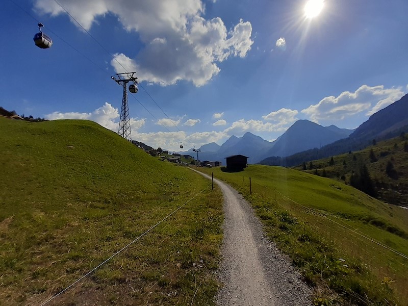 6EUB Hörnli-Express unmittelbar vor der Talstation