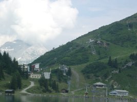 4SB Trübsee-Hopper Bergstation. Im Hintergrund die 80PB Stand.