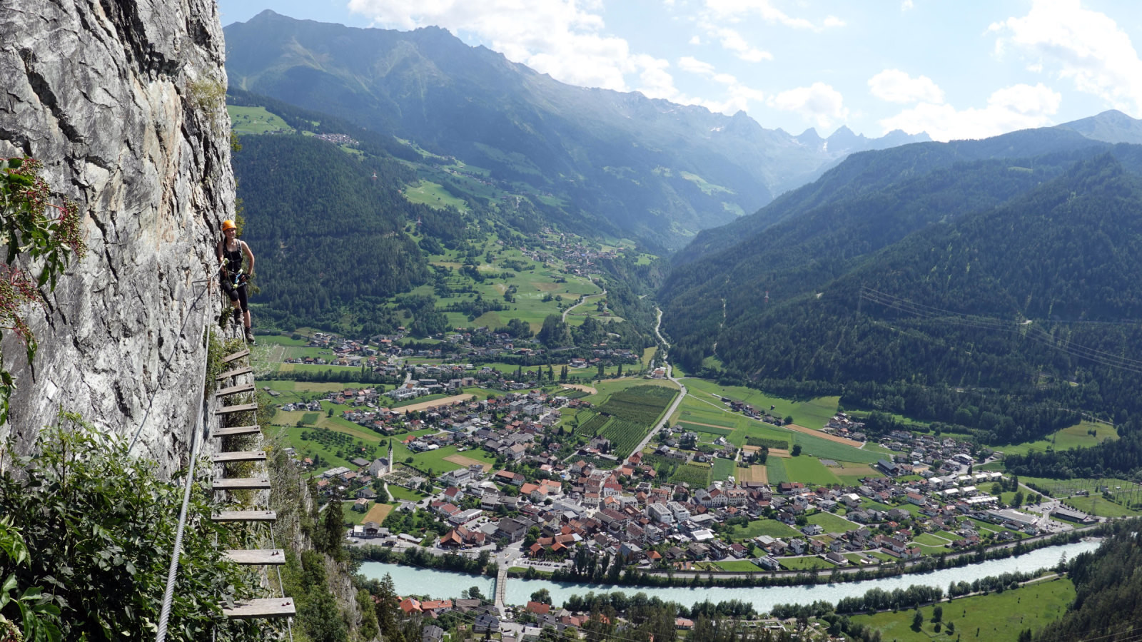 Blick zurück über die Brücke