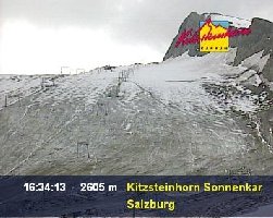 Recht viel Gletschereis ist im unteren Bereich nicht mehr...