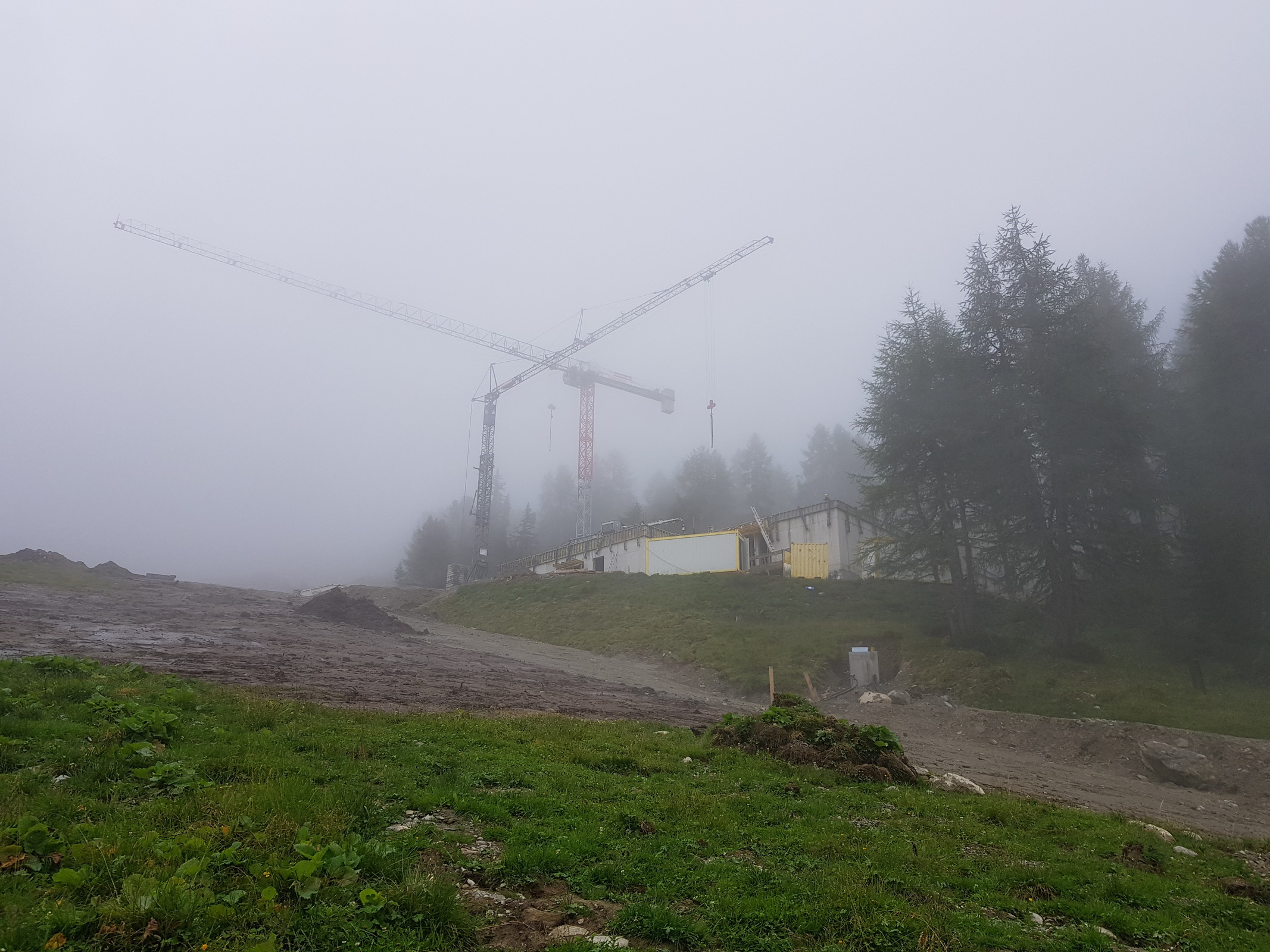 An der Talstation wurde heute die Decke der Garagierung betoniert