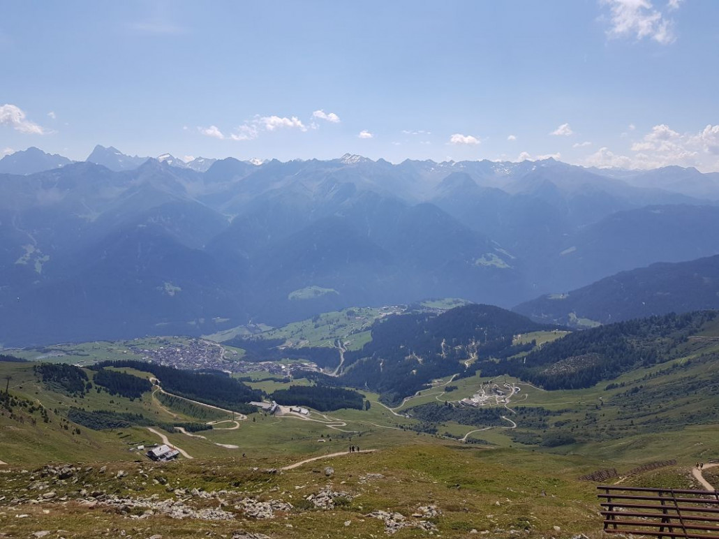 Blick auf Fiss, sowie auf die Wonne- und Möseralm