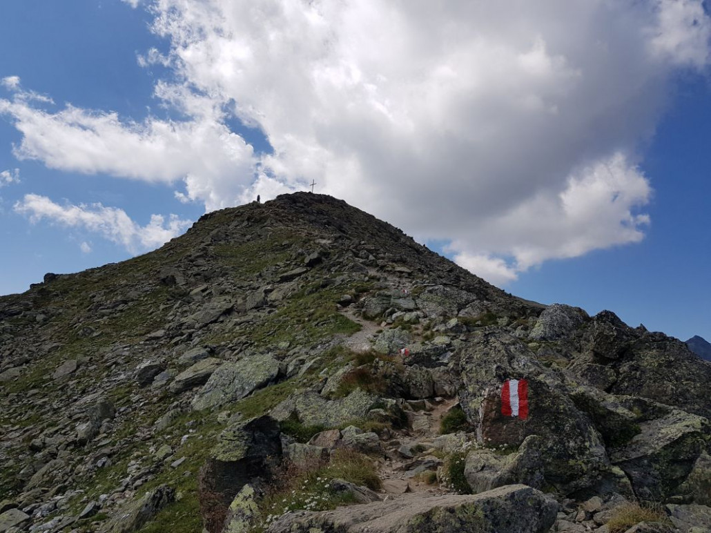 Der erste Gipfel steht an, der Obere Sattelkopf