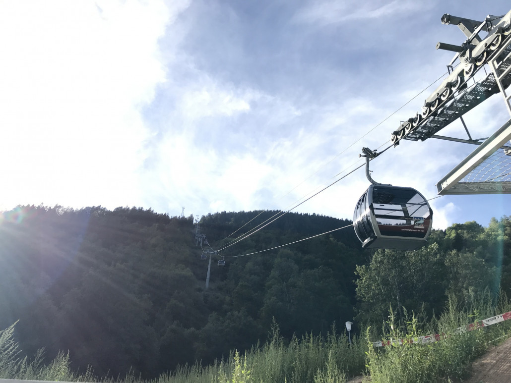 26.8.2020: Blick von der neuen Talstation (ÖV-Hub) nach oben