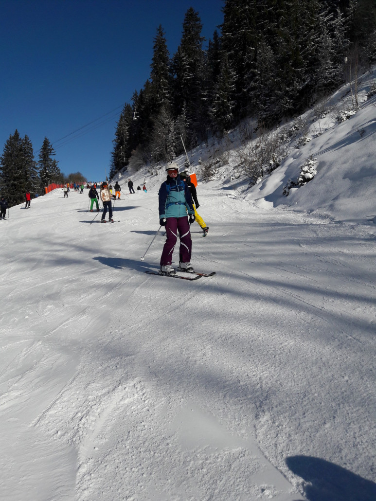 Unten in Méribel - Centre wurde es auf den schmalen Stücken ziemlich voll