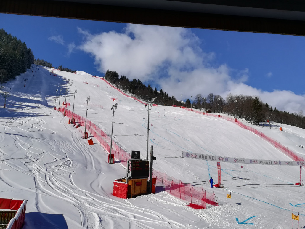 Auf der anderen Seite findet auf der "Bosses" ein Rennen statt